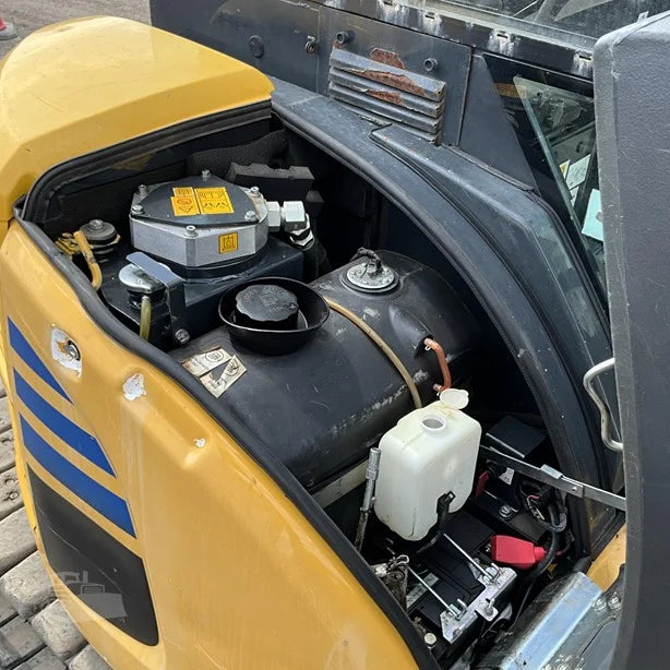2017 Komatsu PC55MR-3