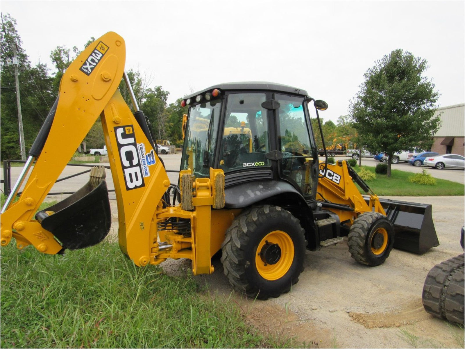 2011 CB 3CX14-4-T Backhoe