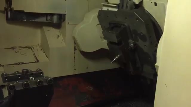 2011 MAZAK VARIAXIS 630-5X